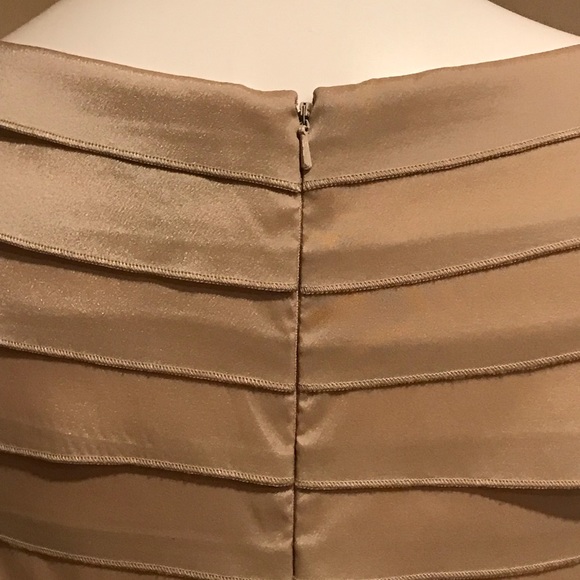 Cartise Tan Midi Vertical LaceTiered Layered Formal Dress Size 10 Zip In Back - Picture 7 of 13